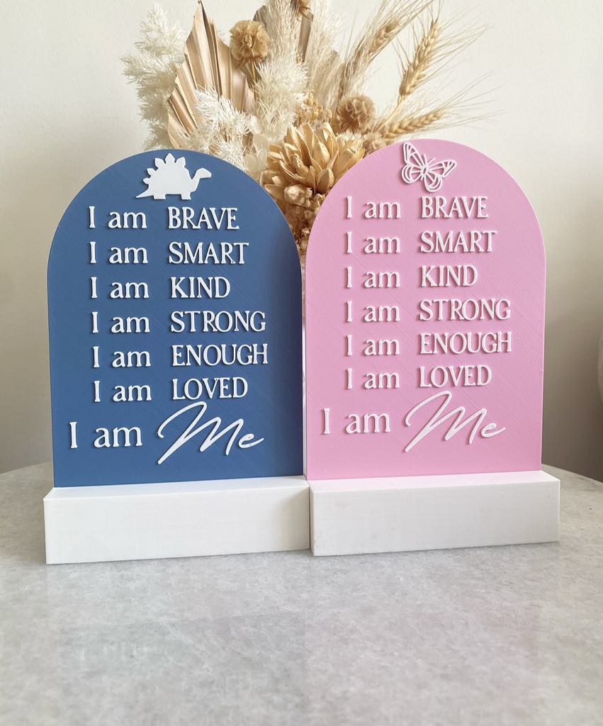 affirmation plaques blue and pink